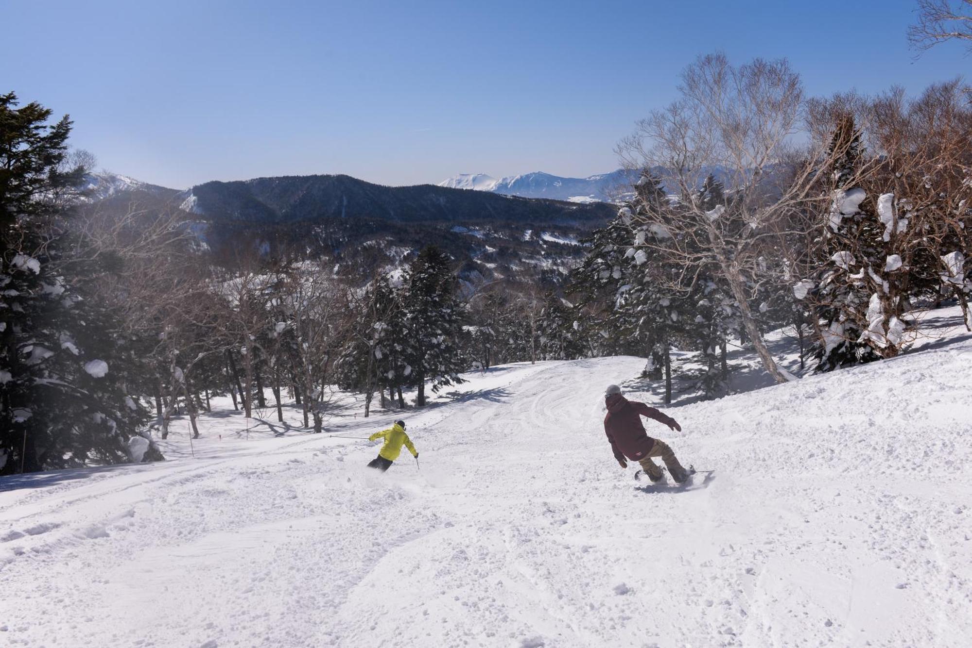 Manza Kogen Hotel Tsumagoi Buitenkant foto