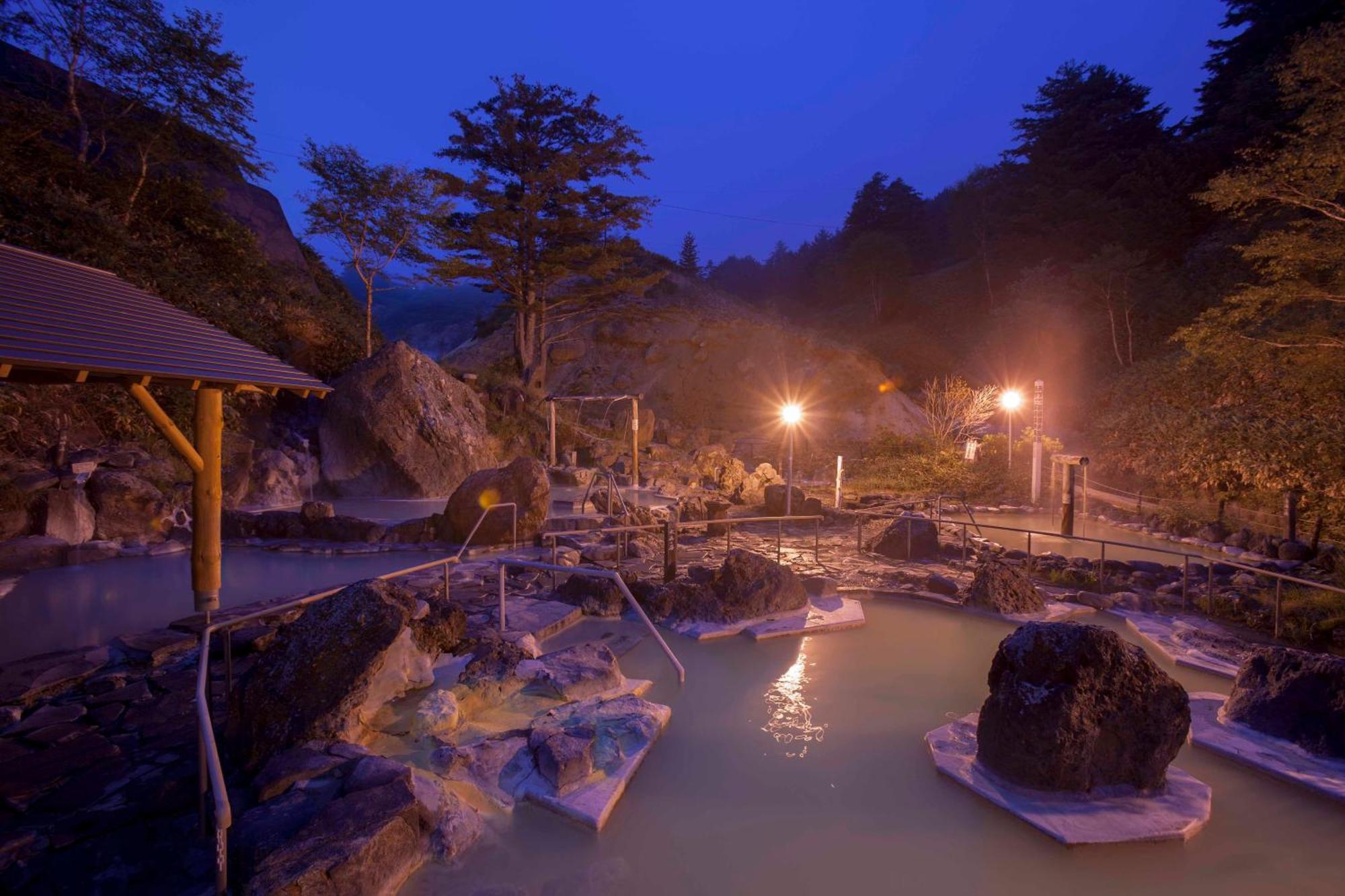 Manza Kogen Hotel Tsumagoi Buitenkant foto
